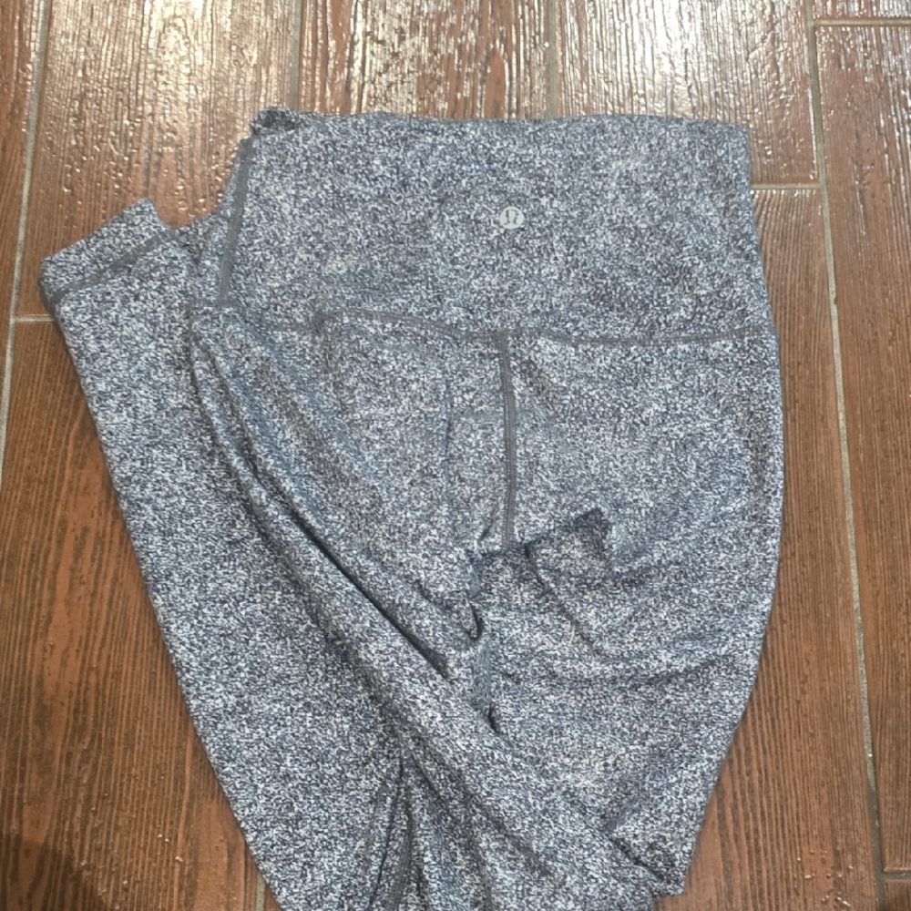 Lululemon Athletica Gray Versatile Accessory
